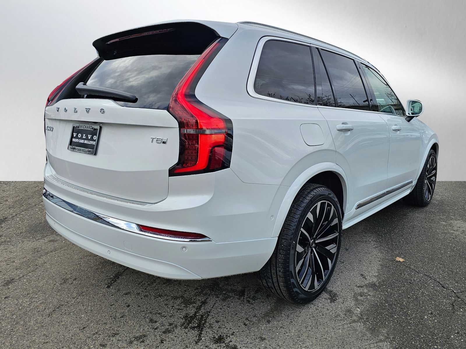 2026 Volvo XC90 Plug-In Hybrid Ultra
