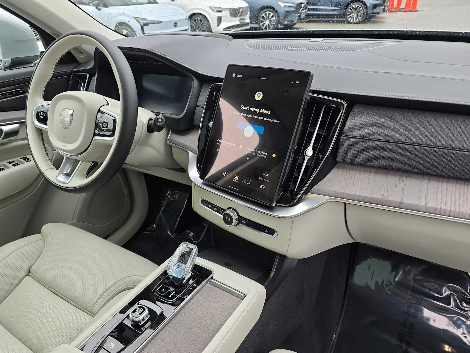 2026 Volvo XC90 Plug-In Hybrid Ultra