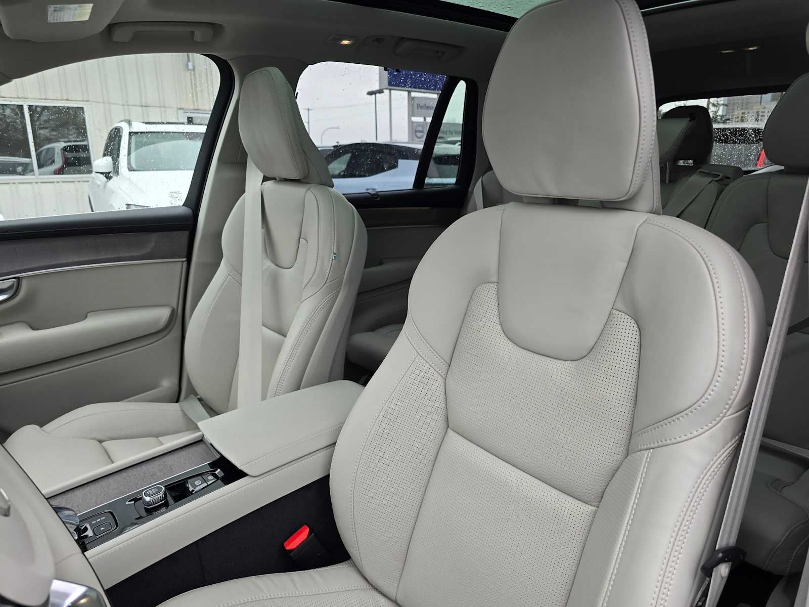 2026 Volvo XC90 Plug-In Hybrid Ultra
