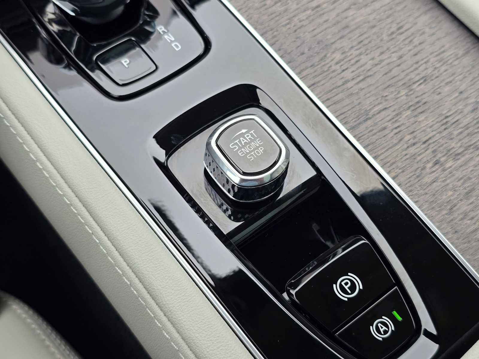 2026 Volvo XC90 Plug-In Hybrid Ultra