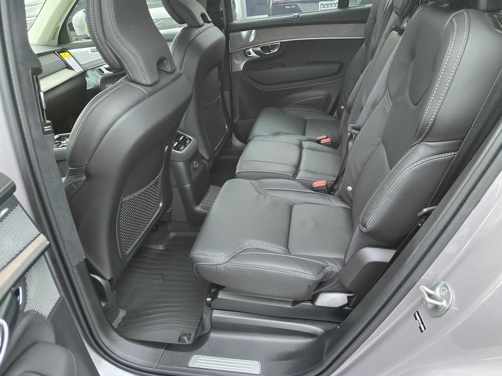 2026 Volvo XC90 Plug-In Hybrid Ultra