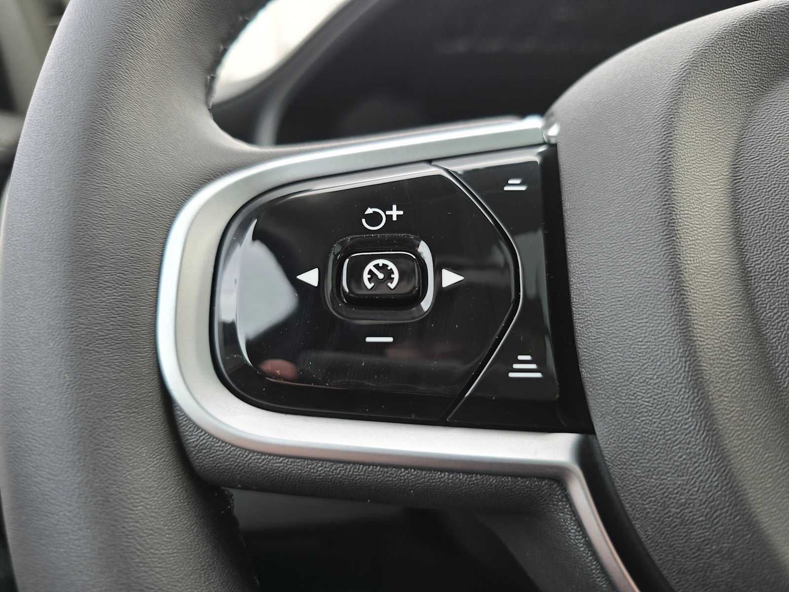 2026 Volvo XC90 Plug-In Hybrid Ultra