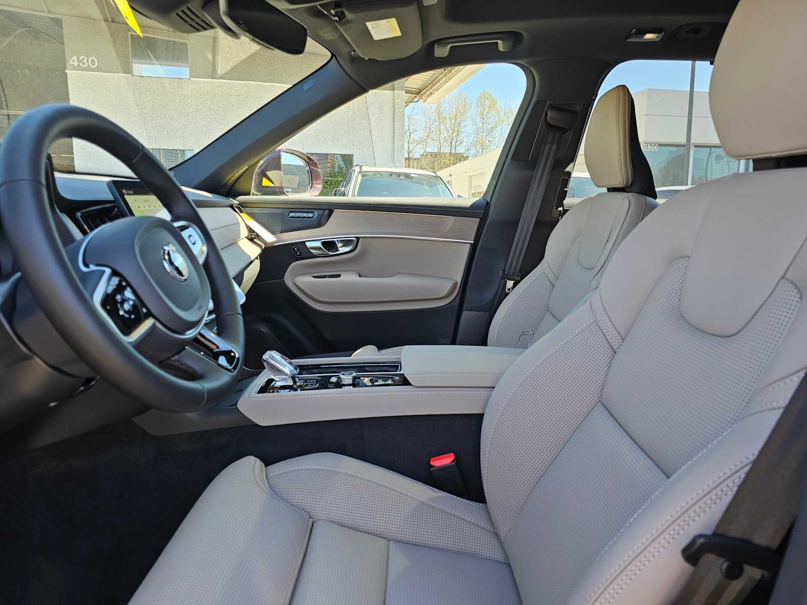 2026 Volvo XC90 Plug-In Hybrid Ultra
