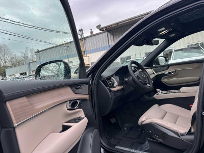 2026 Volvo XC90 Plug-In Hybrid Ultra