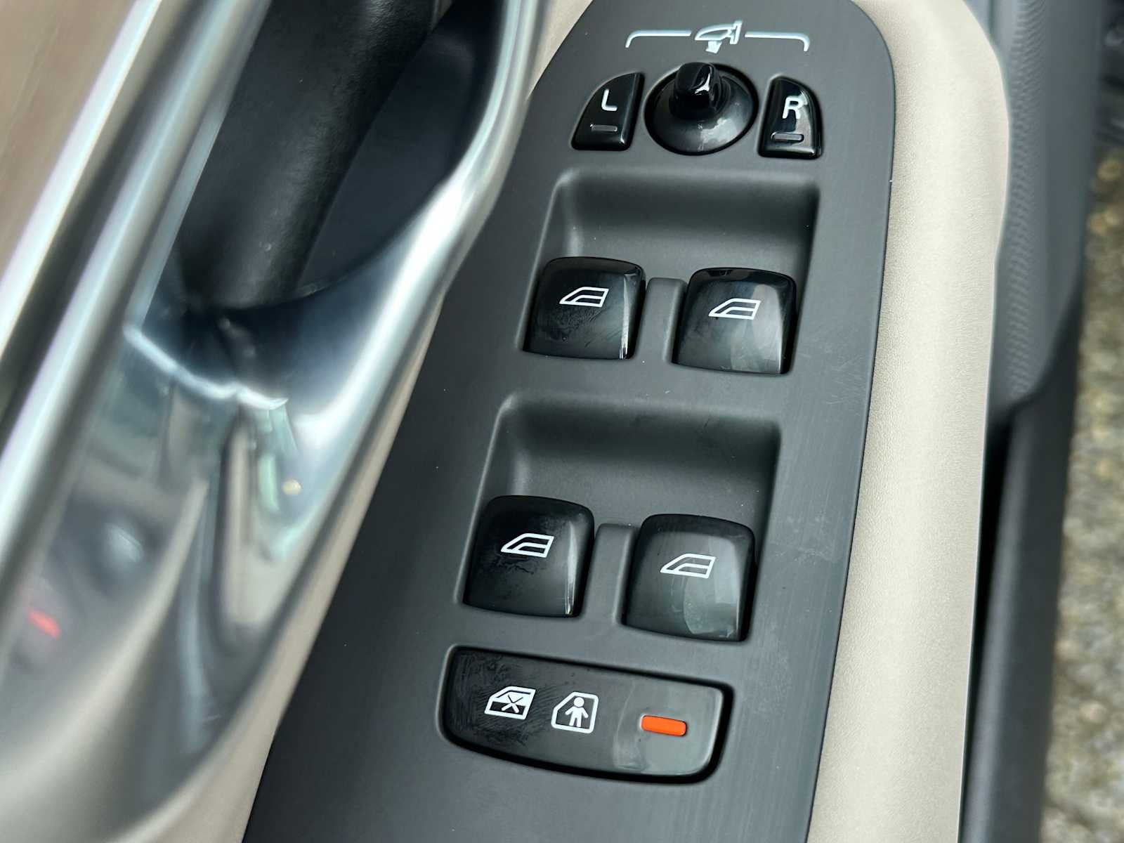 2026 Volvo XC90 Plug-In Hybrid Ultra