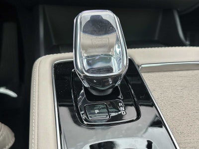 2026 Volvo XC90 Plug-In Hybrid Ultra