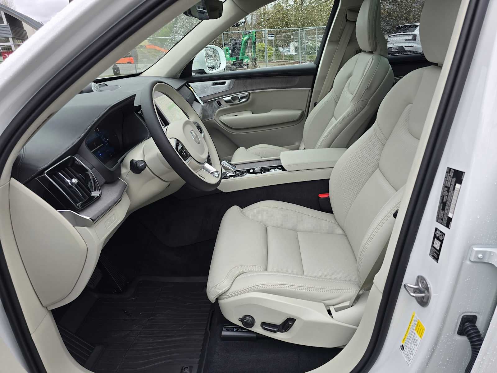 2026 Volvo XC90 Plug-In Hybrid Ultra