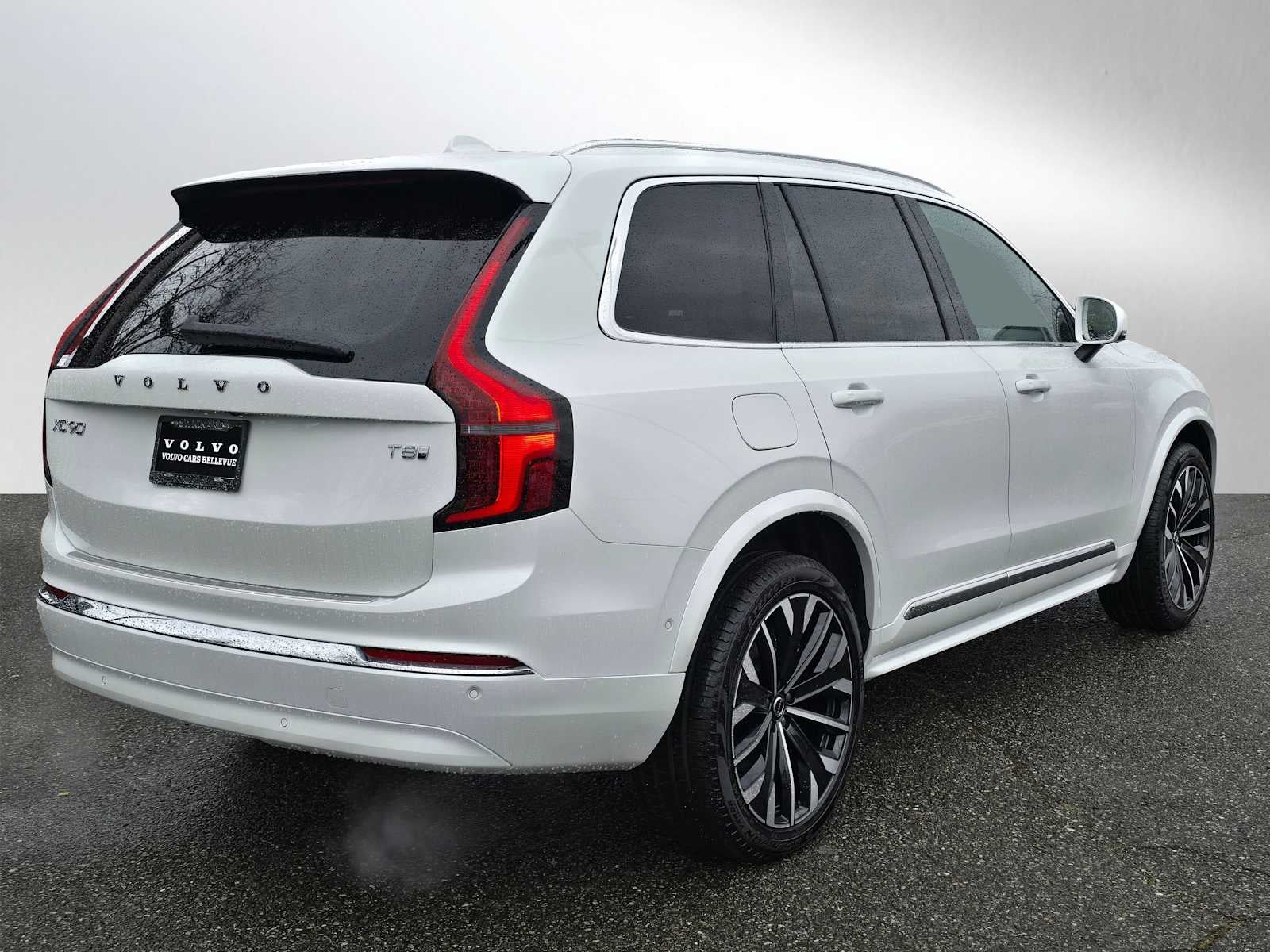 2026 Volvo XC90 Plug-In Hybrid Ultra