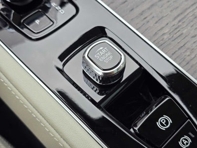 2026 Volvo XC90 Plug-In Hybrid Ultra