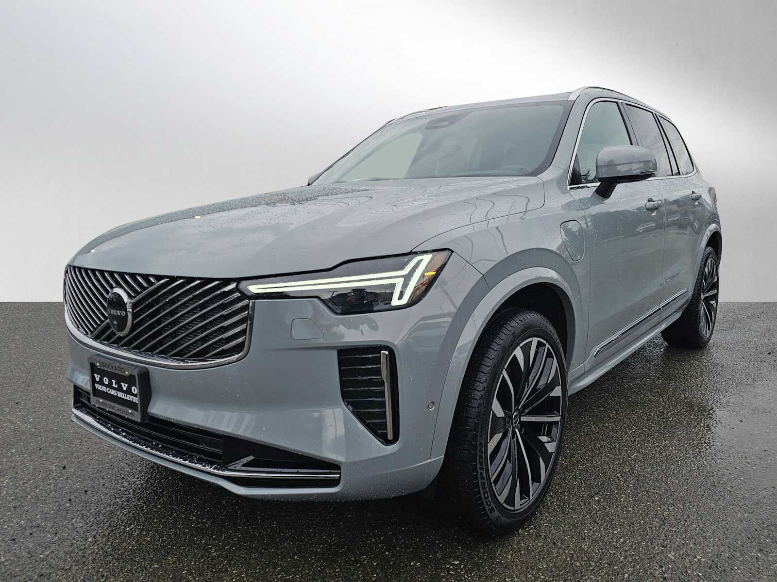 2026 Volvo XC90 Plug-In Hybrid Ultra