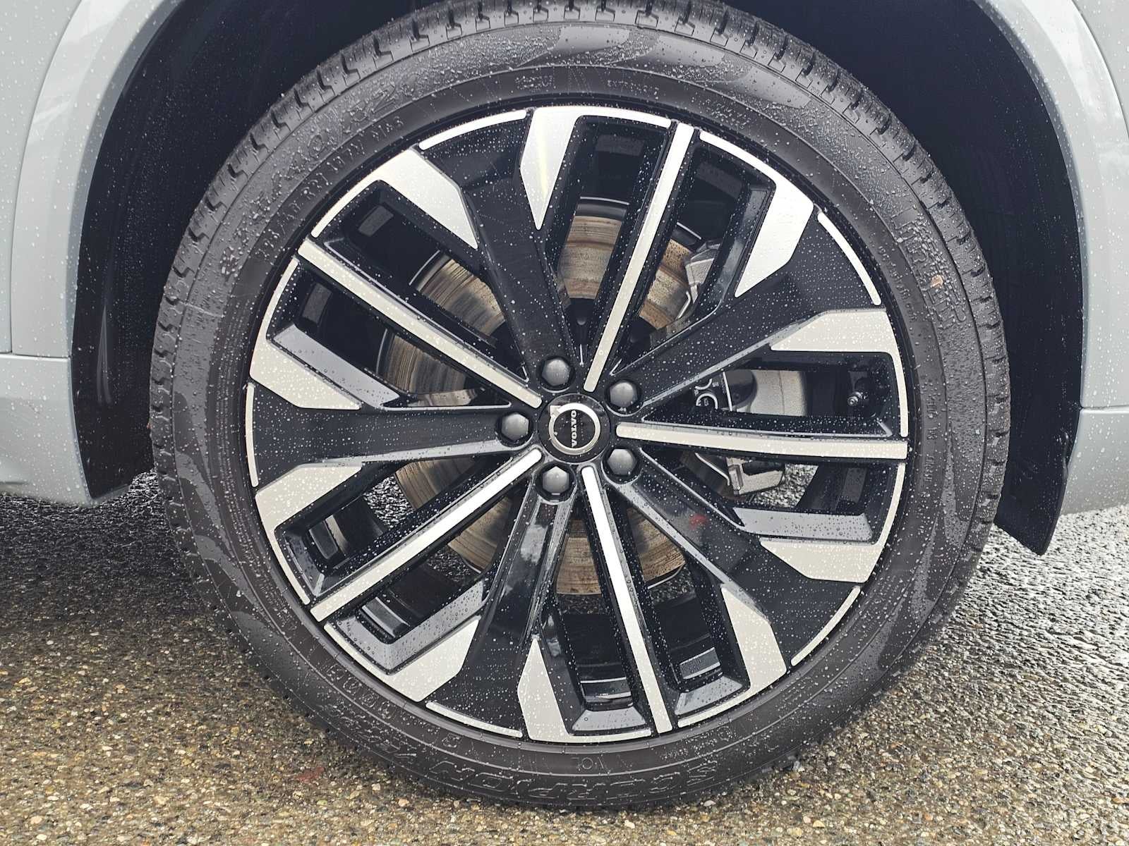 2026 Volvo XC90 Plug-In Hybrid Ultra