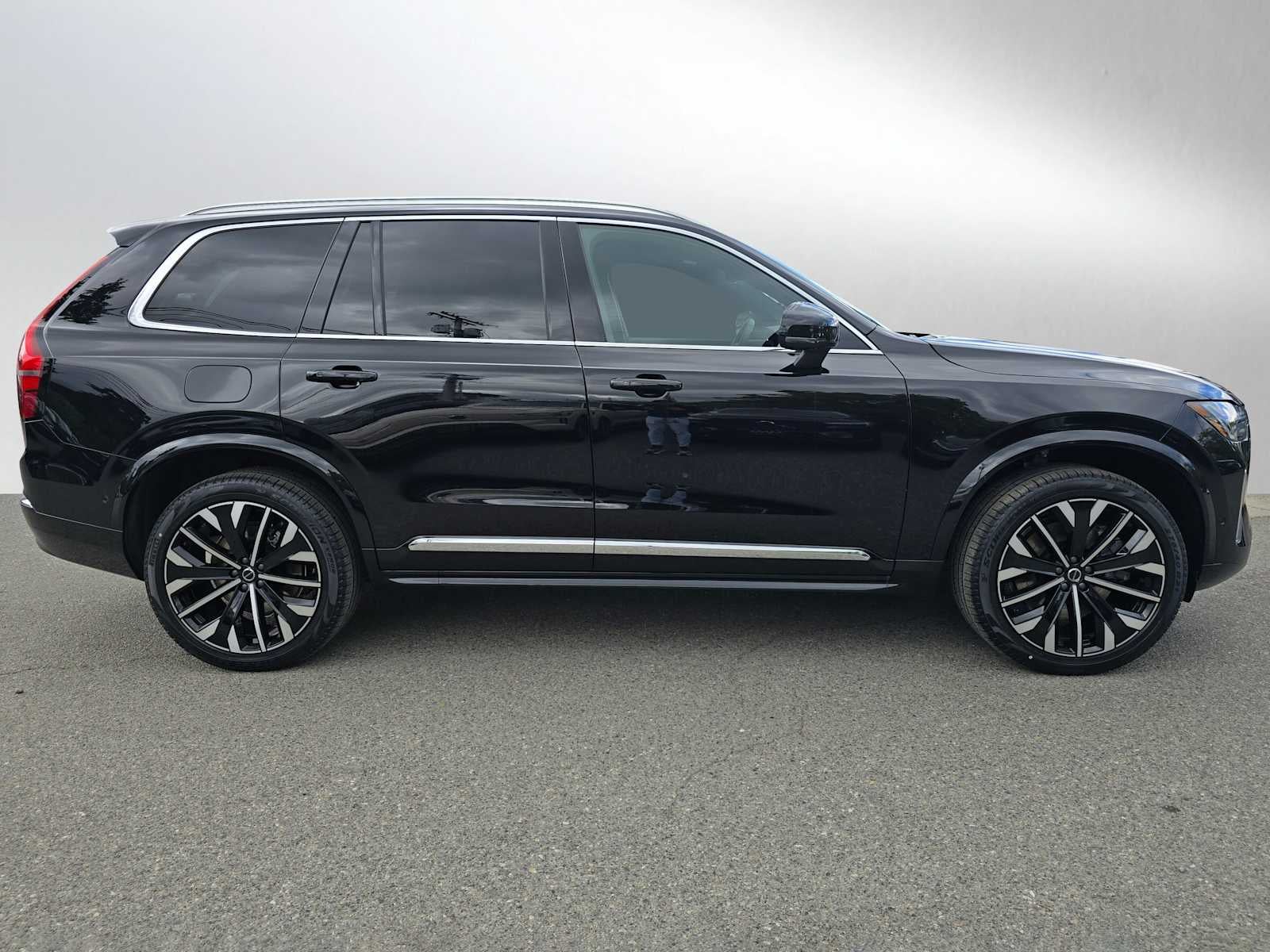 2026 Volvo XC90 Plug-In Hybrid Ultra