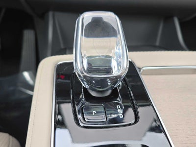2026 Volvo XC90 Plug-In Hybrid Ultra