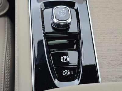 2026 Volvo XC90 Plug-In Hybrid Ultra