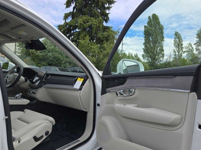2026 Volvo XC90 Plug-In Hybrid Ultra