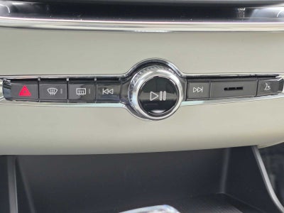 2026 Volvo XC90 Plug-In Hybrid Ultra