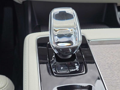 2026 Volvo XC90 Plug-In Hybrid Ultra