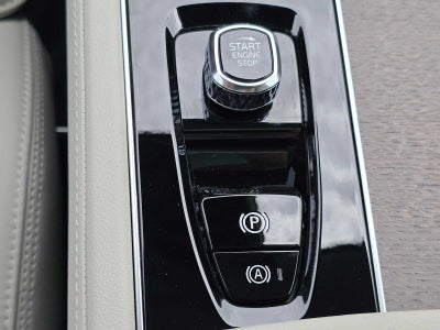 2026 Volvo XC90 Plug-In Hybrid Ultra