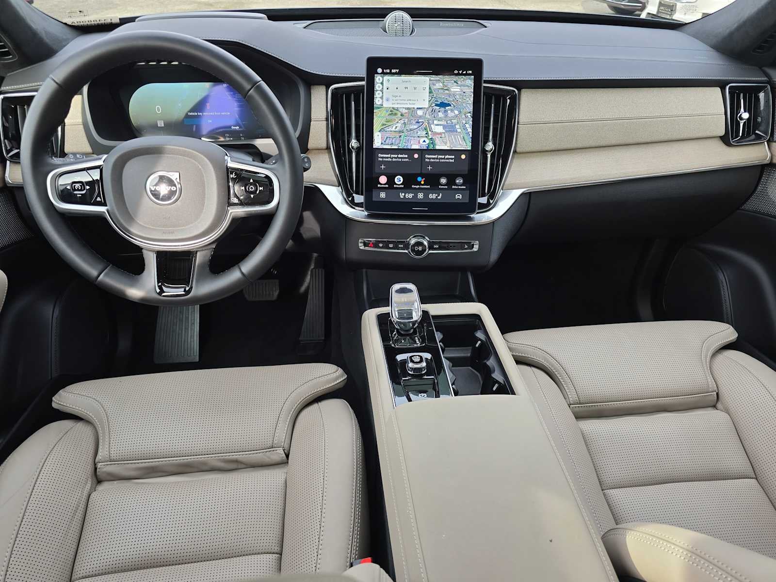 2025 Volvo XC90 Plug-In Hybrid Ultra