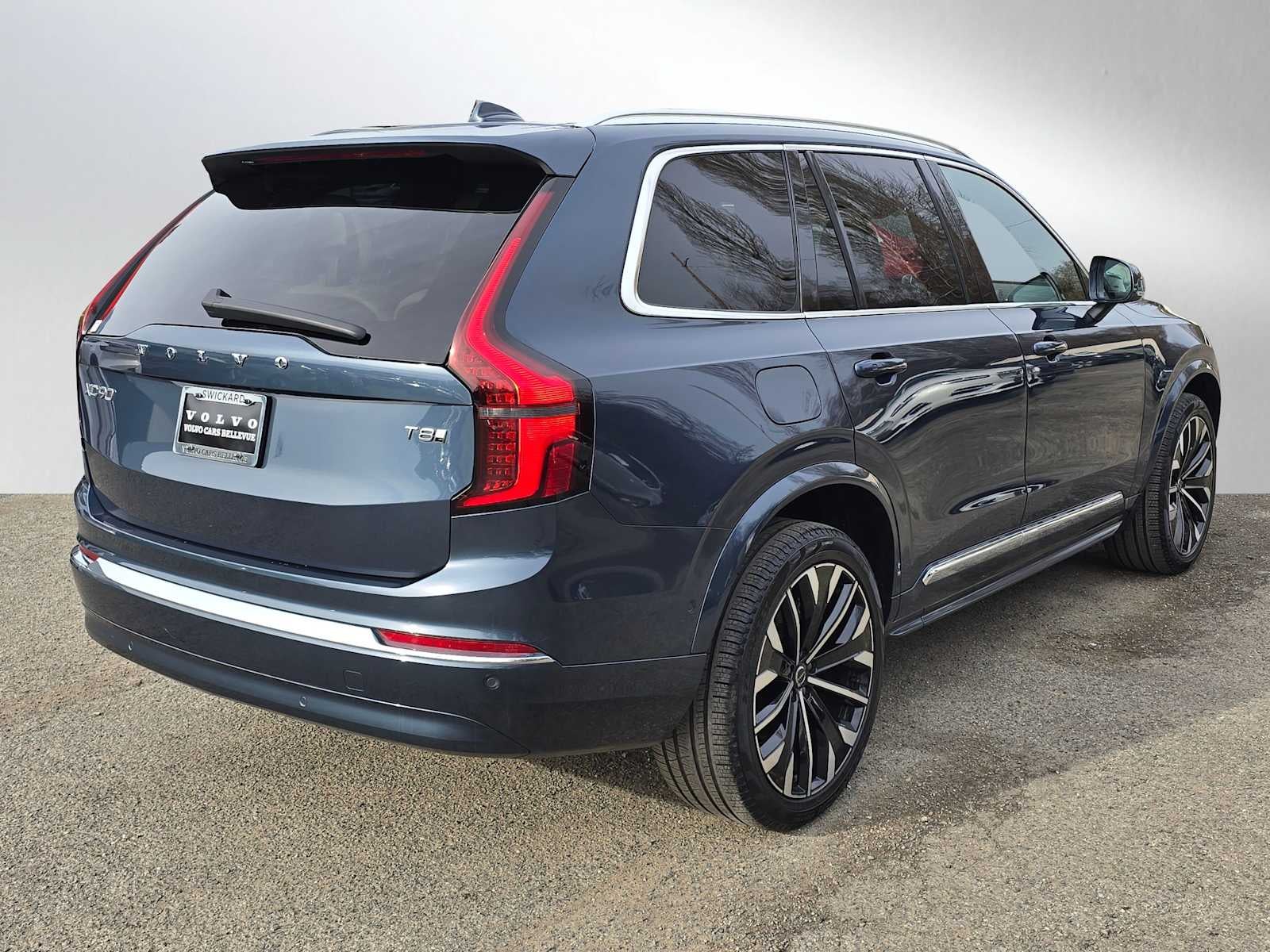 2025 Volvo XC90 Plug-In Hybrid Ultra