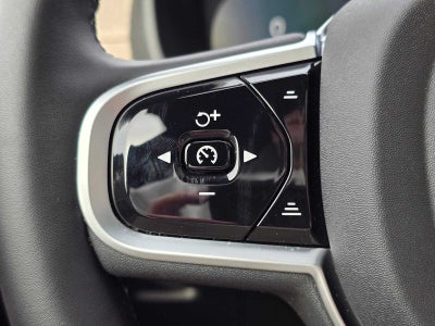 2025 Volvo XC90 Plug-In Hybrid Ultra