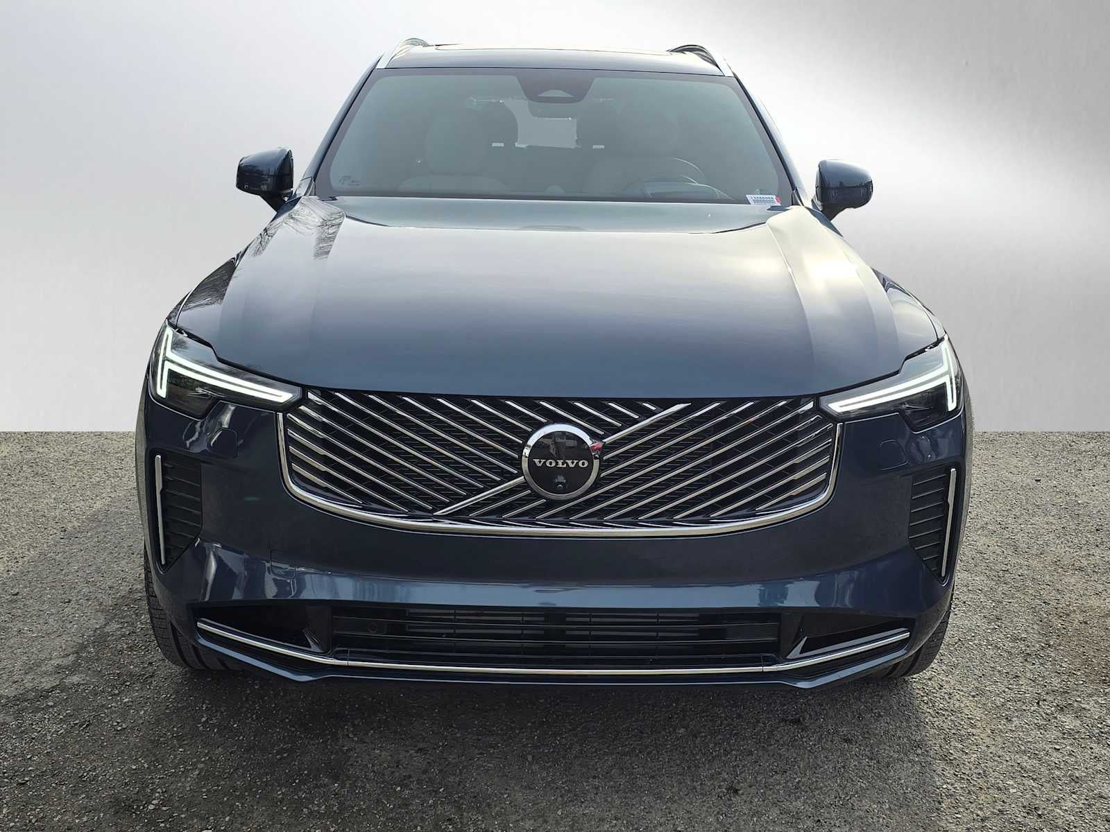 2025 Volvo XC90 Plug-In Hybrid Ultra