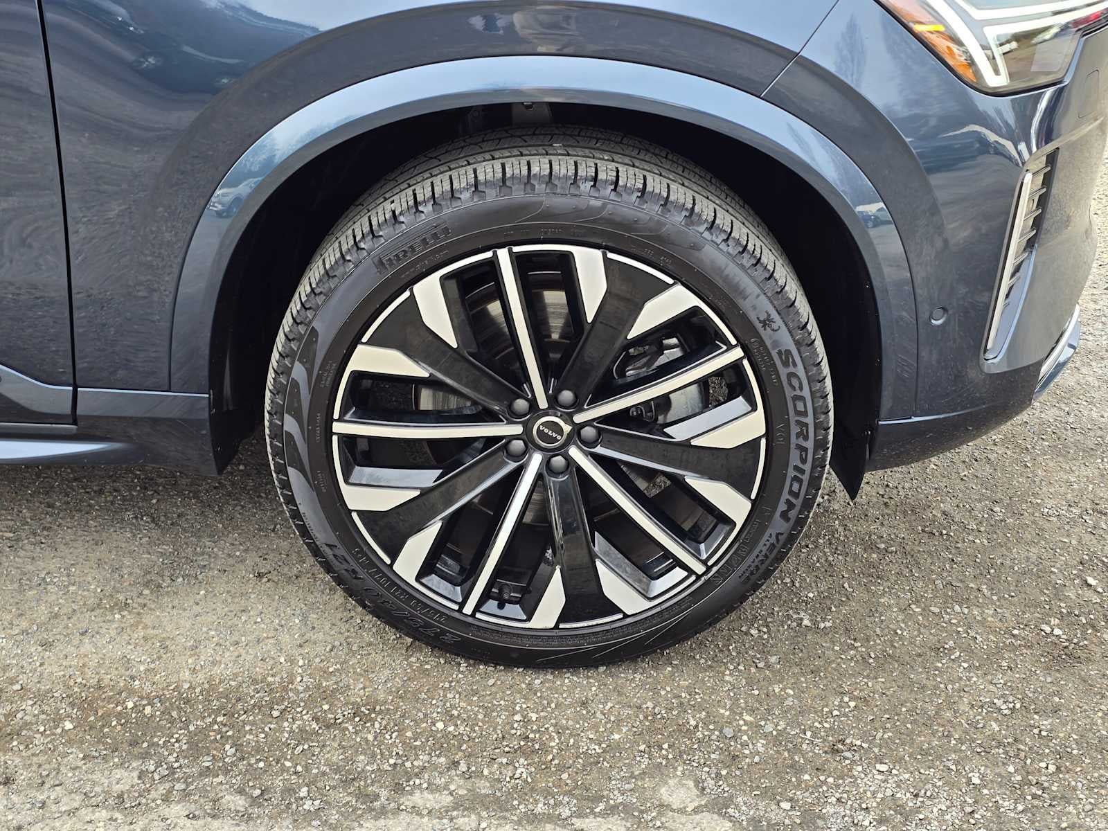 2025 Volvo XC90 Plug-In Hybrid Ultra