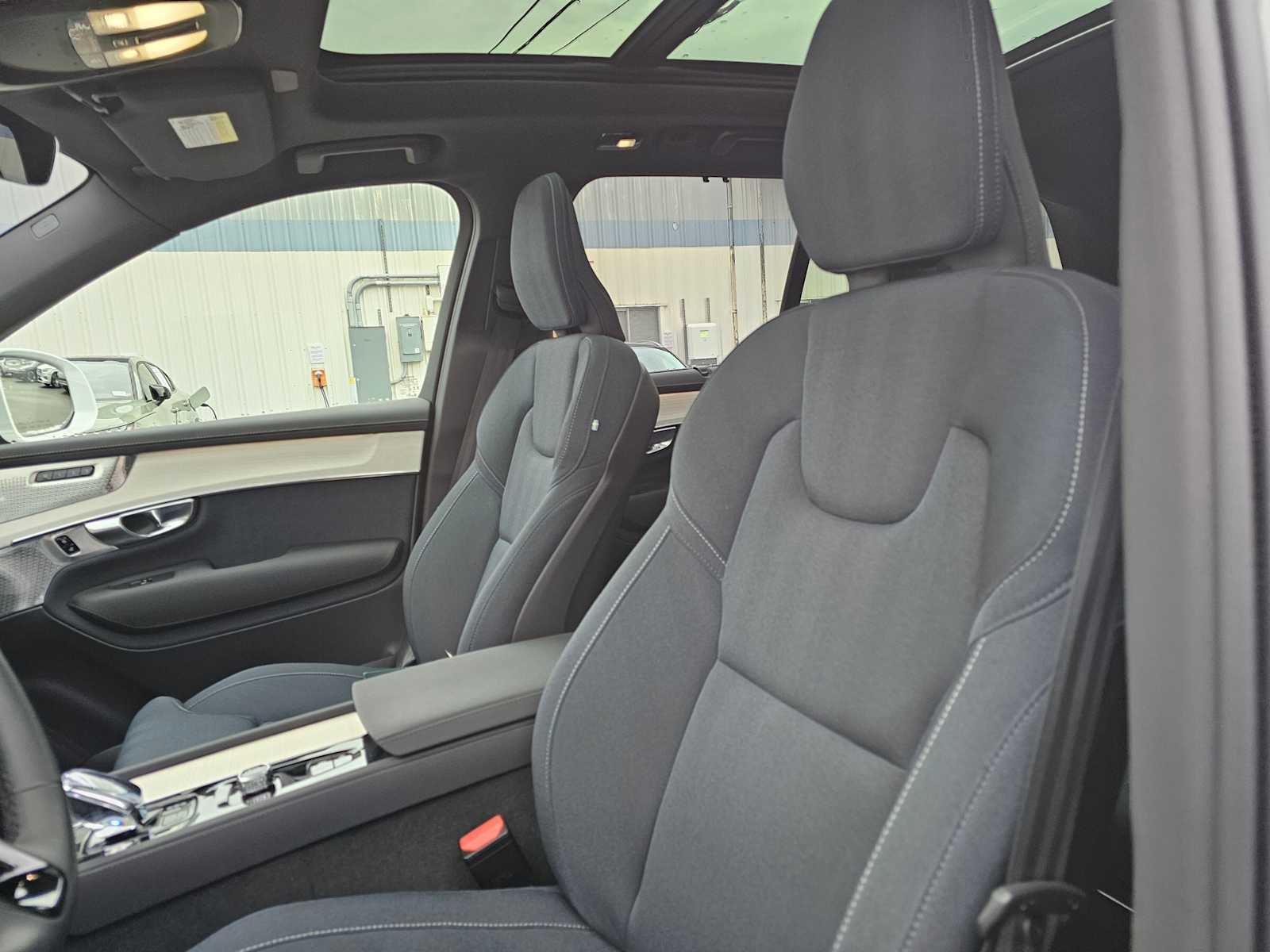 2025 Volvo XC90 Plug-In Hybrid Ultra