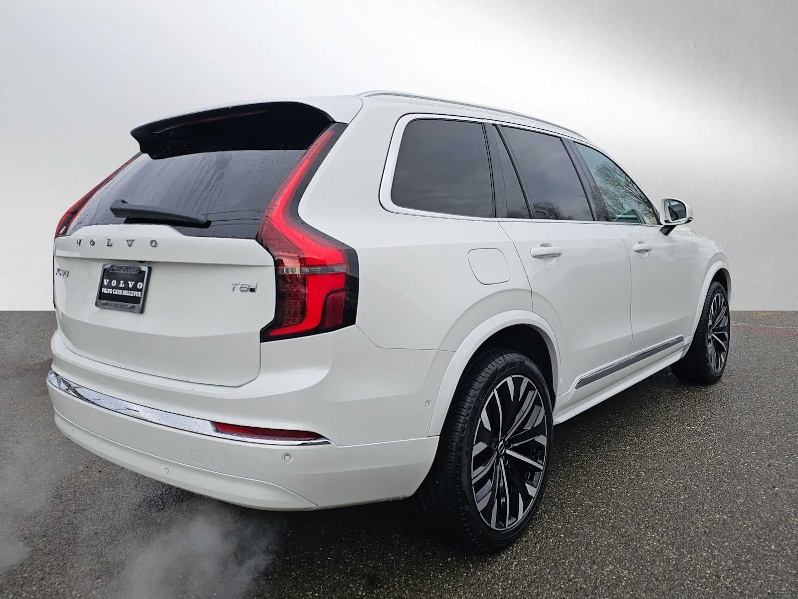 2025 Volvo XC90 Plug-In Hybrid Ultra