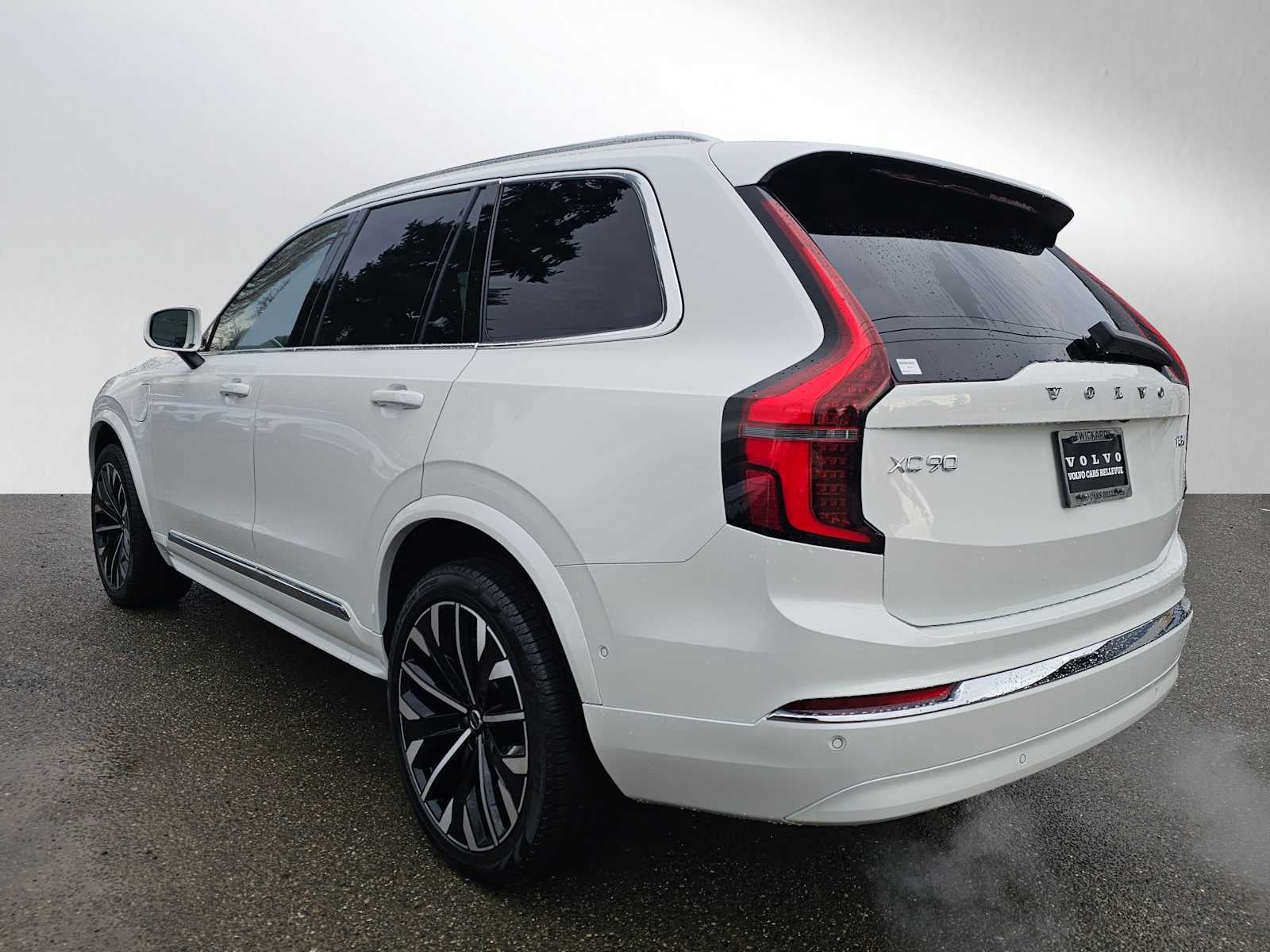 2025 Volvo XC90 Plug-In Hybrid Ultra