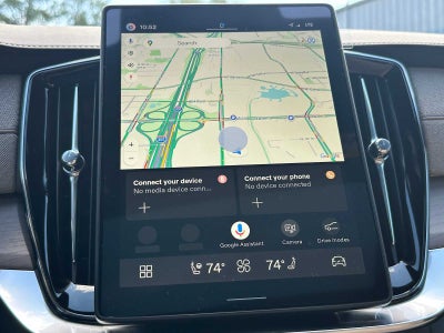 2026 Volvo XC90 Plug-In Hybrid Ultra Dark Theme