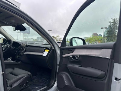 2026 Volvo XC90 Plug-In Hybrid Ultra Dark Theme