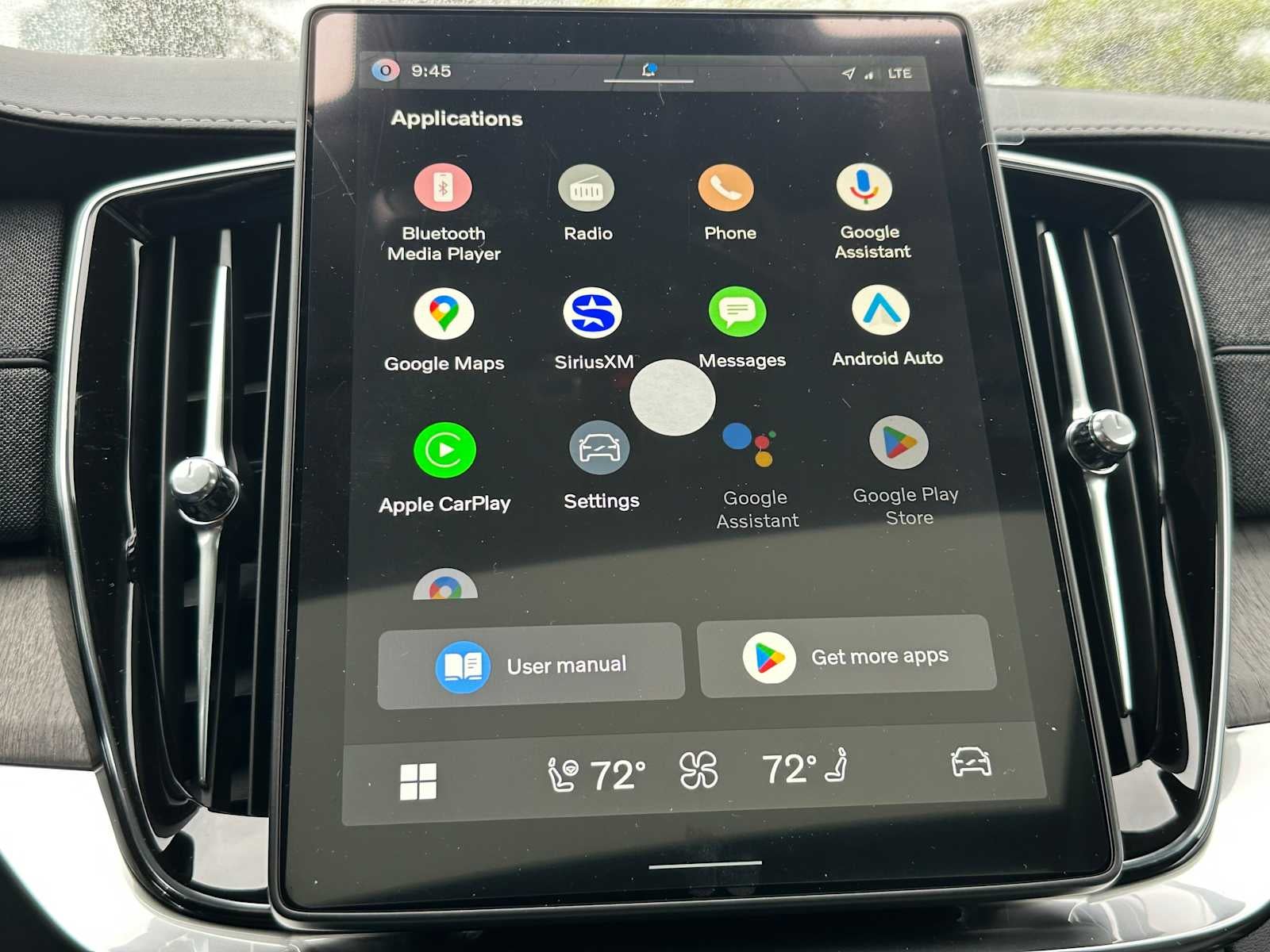 2026 Volvo XC90 Plug-In Hybrid Ultra Dark Theme