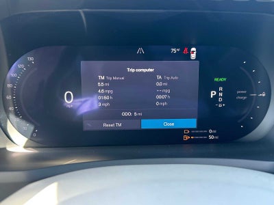 2026 Volvo XC90 Plug-In Hybrid Ultra Dark Theme