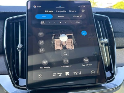 2026 Volvo XC90 Plug-In Hybrid Ultra Dark Theme