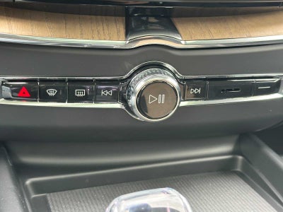 2026 Volvo XC60 Plug-In Hybrid Plus