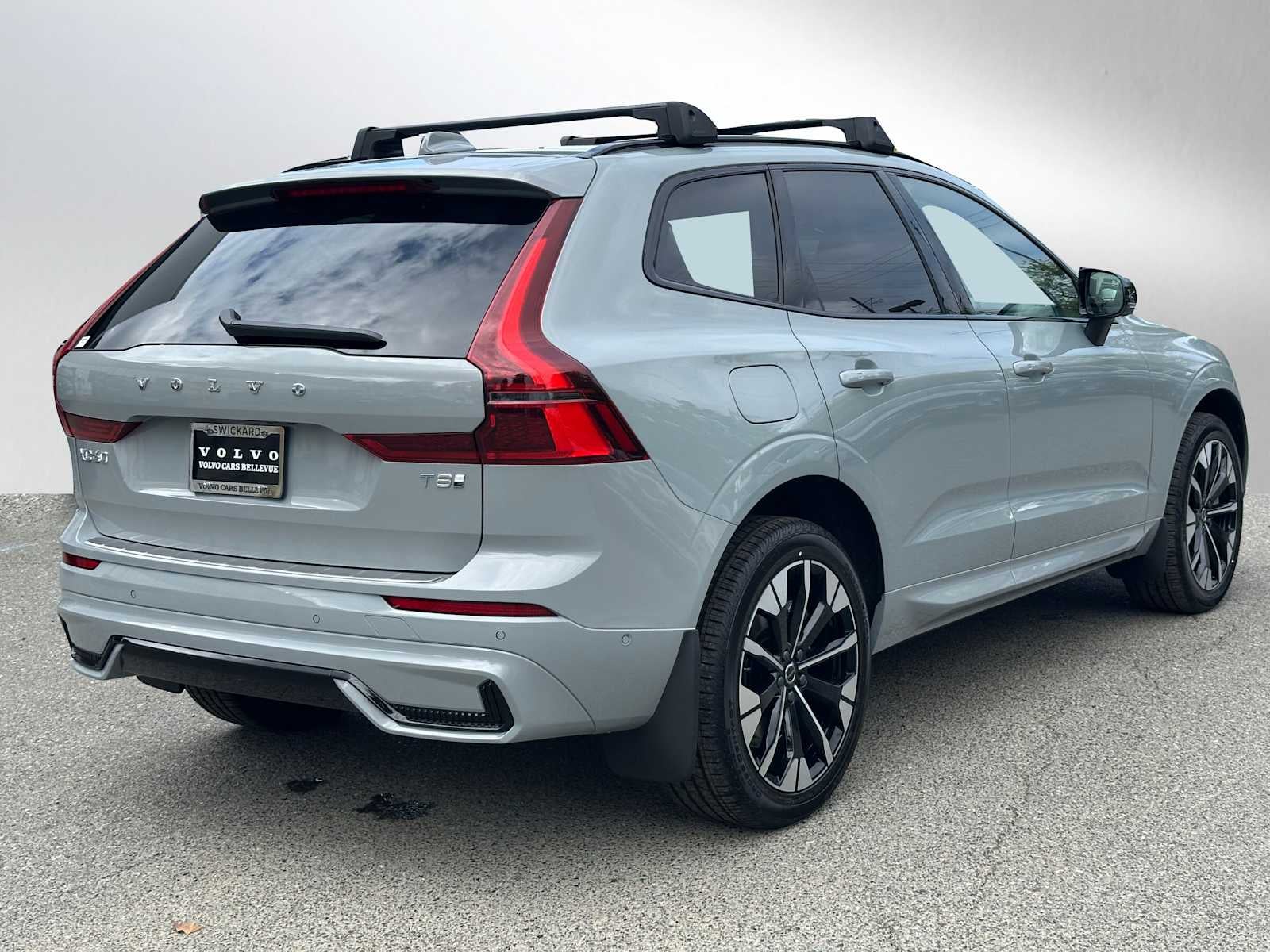 2026 Volvo XC60 Plug-In Hybrid Plus