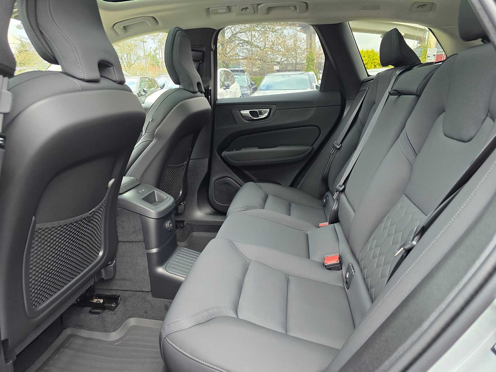 2026 Volvo XC60 Plug-In Hybrid Plus