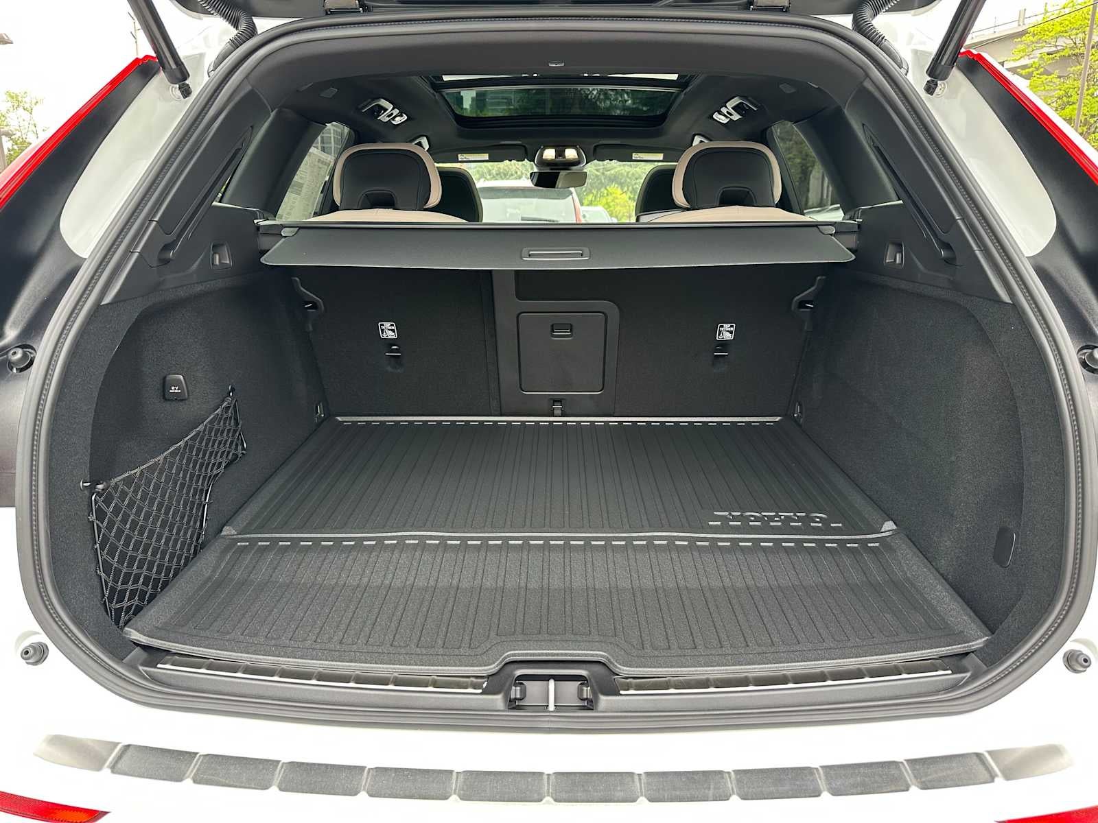 2026 Volvo XC60 Plug-In Hybrid Plus