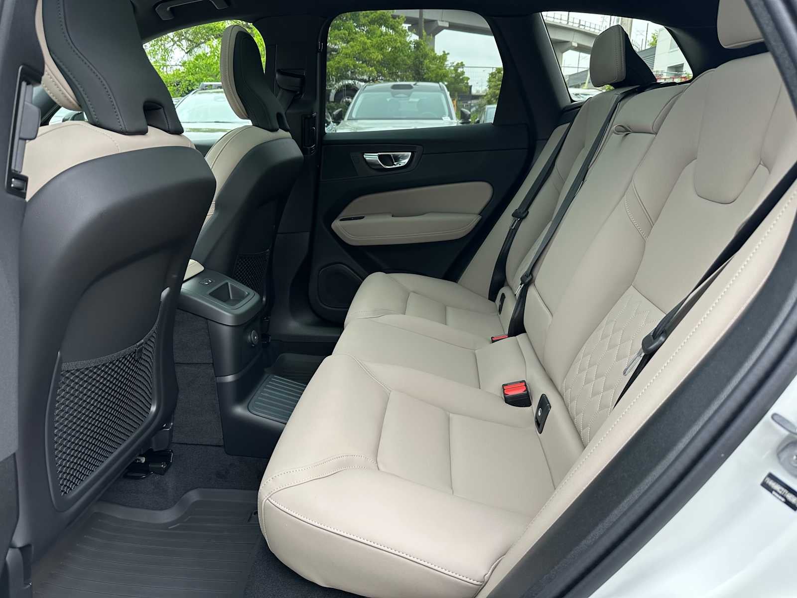 2026 Volvo XC60 Plug-In Hybrid Plus