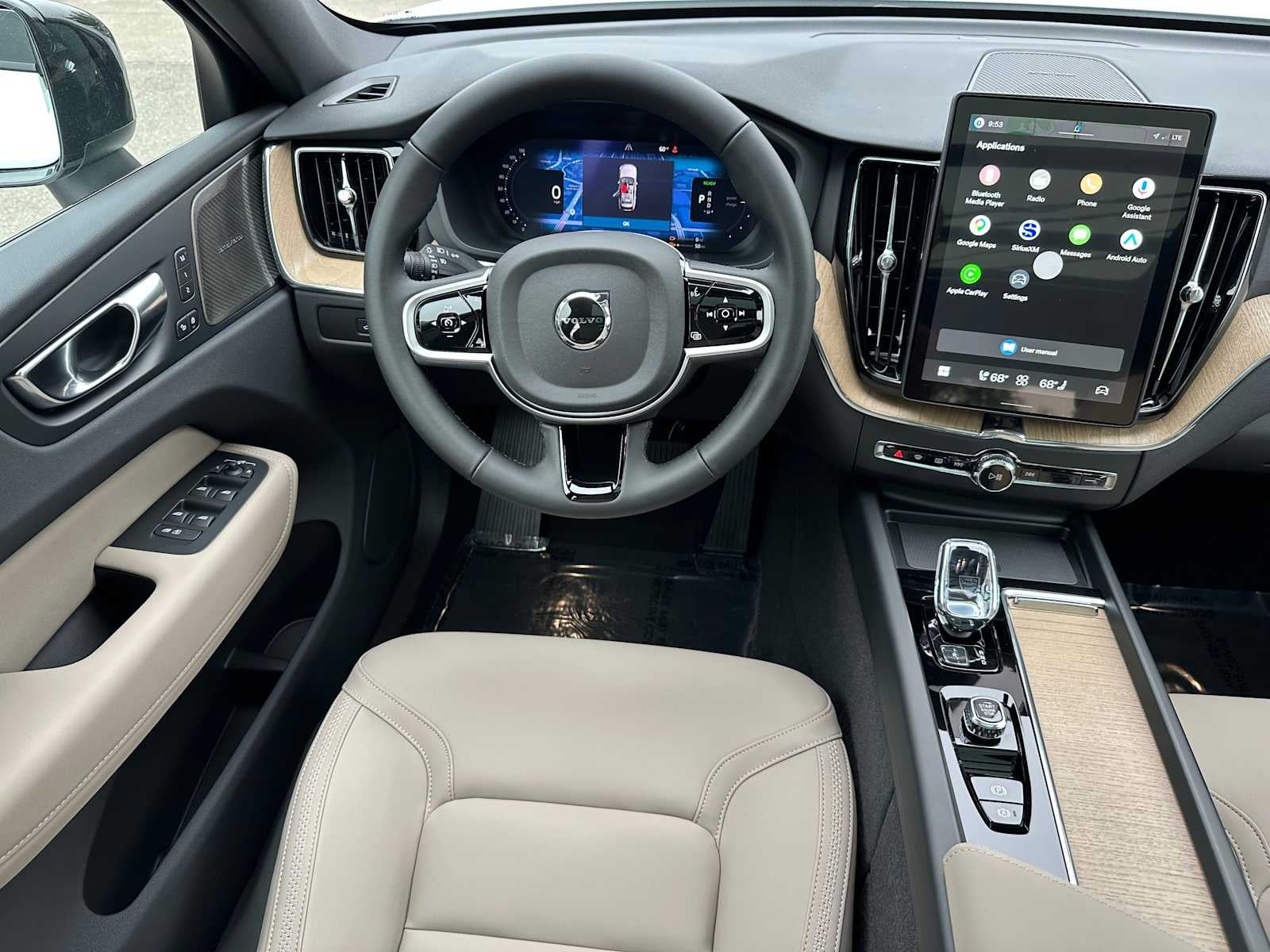 2026 Volvo XC60 Plug-In Hybrid Plus