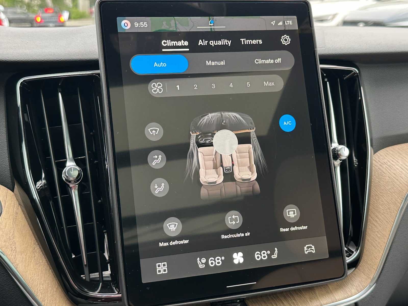2026 Volvo XC60 Plug-In Hybrid Plus