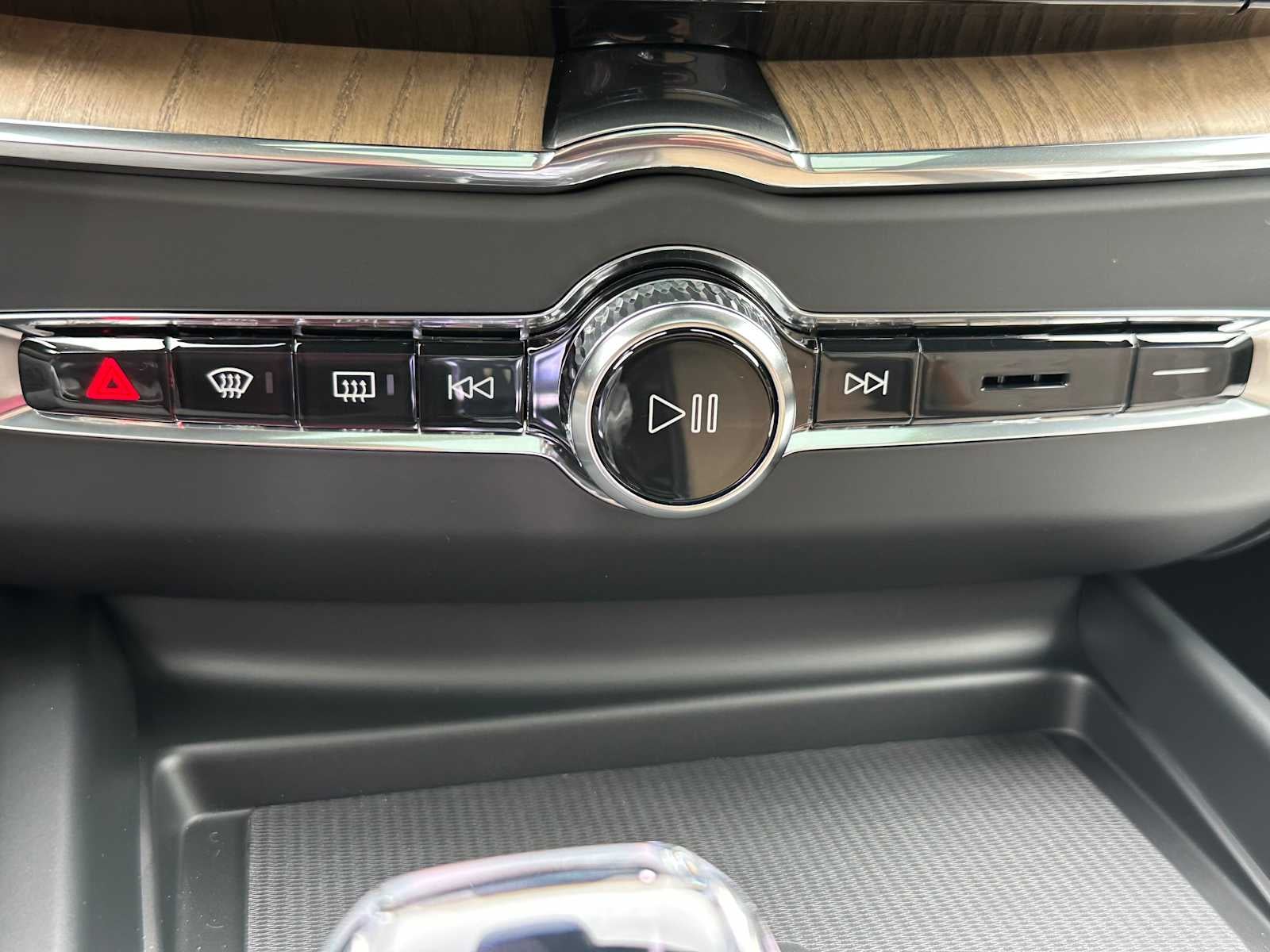 2026 Volvo XC60 Plug-In Hybrid Plus