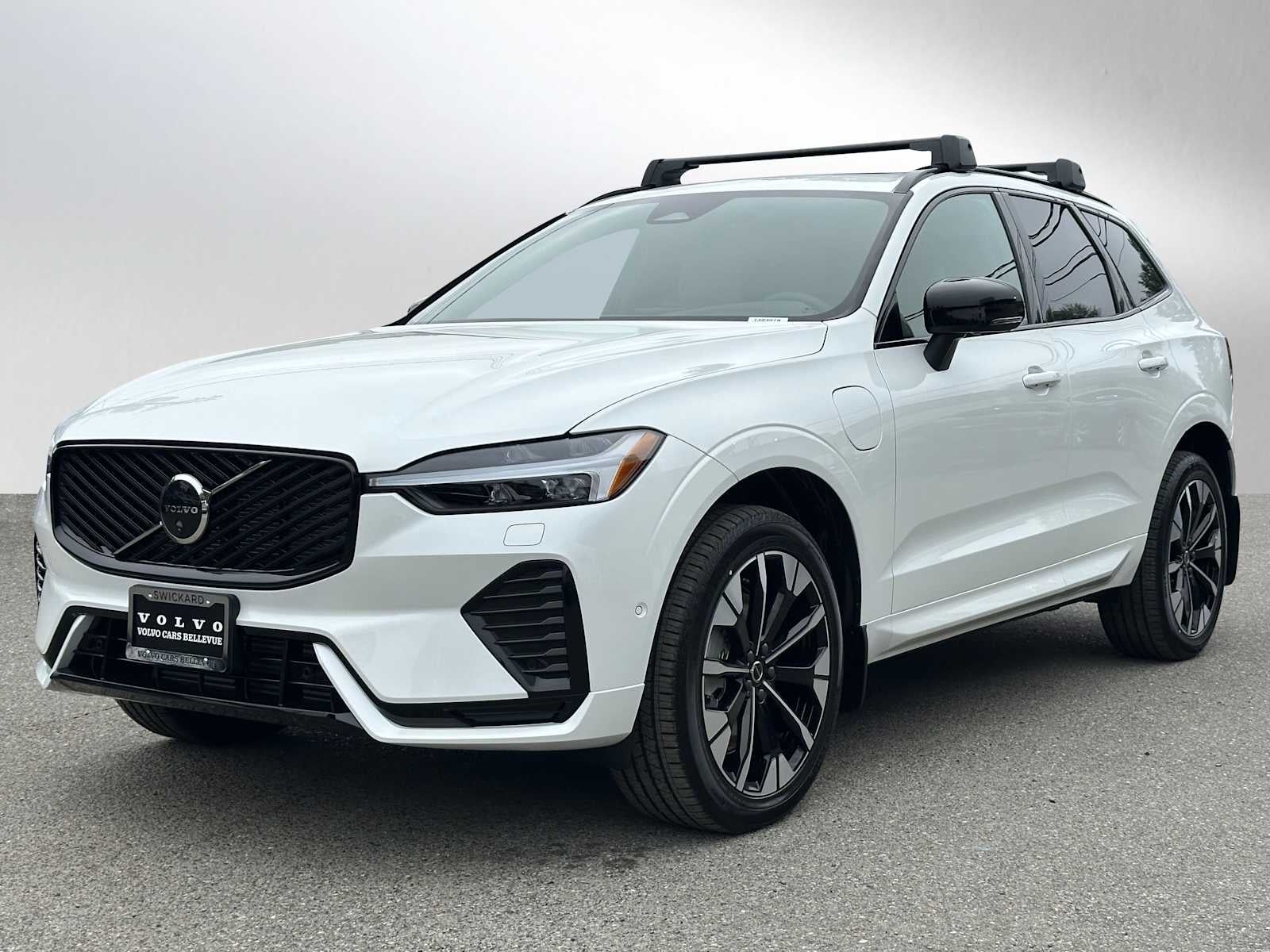 2026 Volvo XC60 Plug-In Hybrid Plus