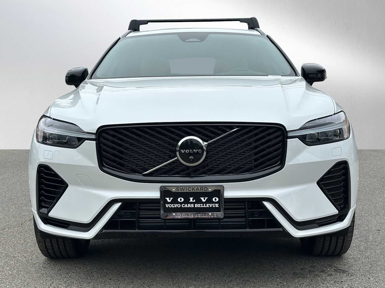 2026 Volvo XC60 Plug-In Hybrid Plus