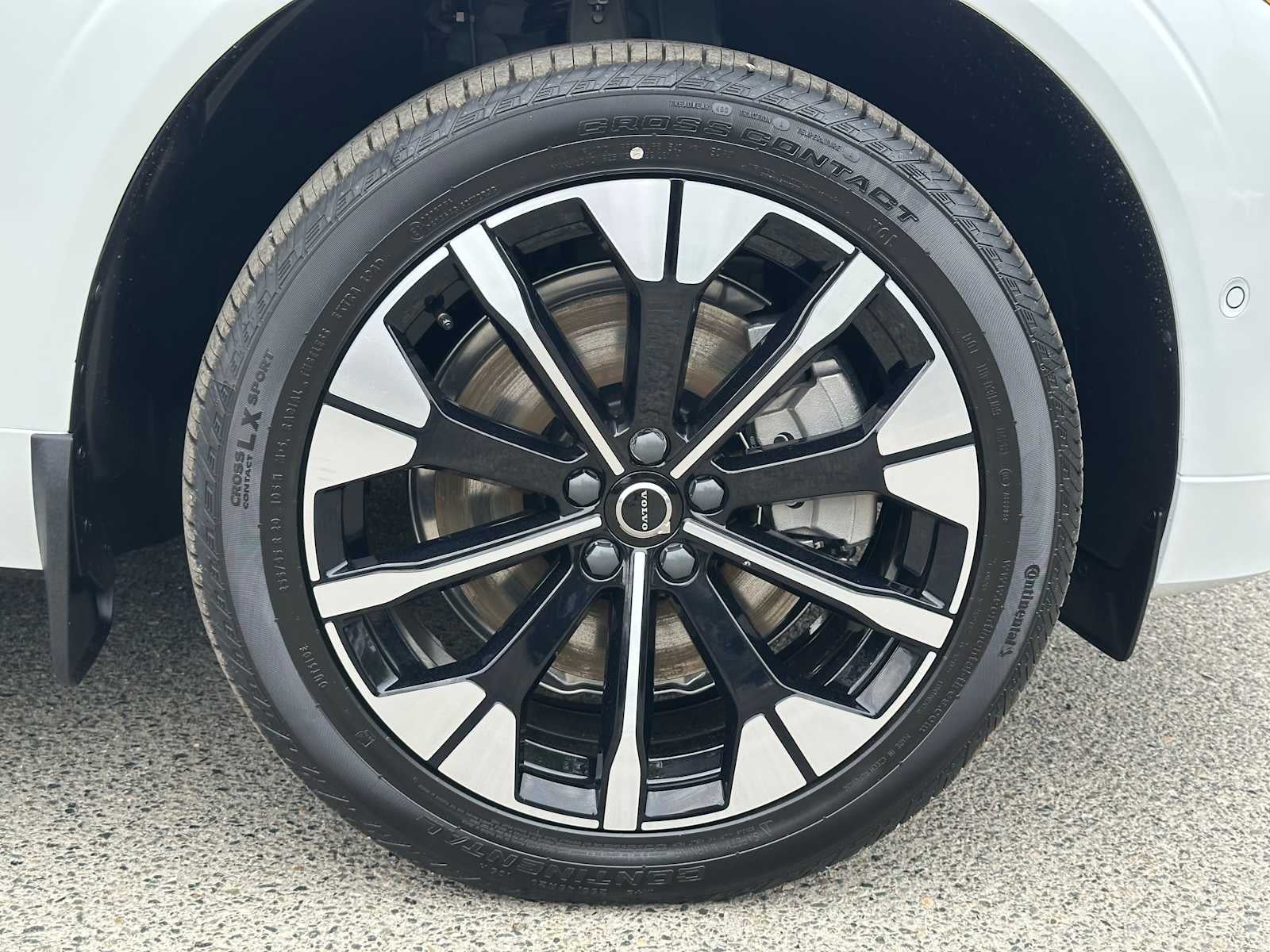 2026 Volvo XC60 Plug-In Hybrid Plus