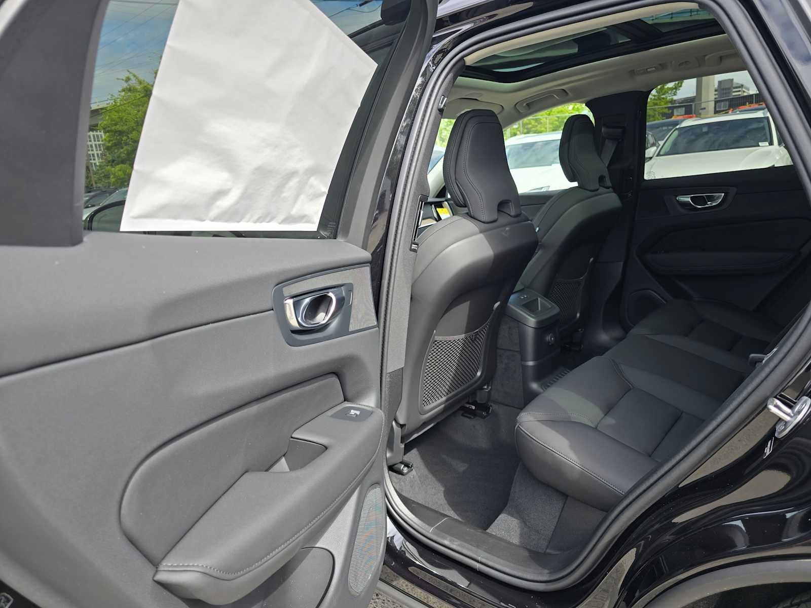 2026 Volvo XC60 Plug-In Hybrid Plus