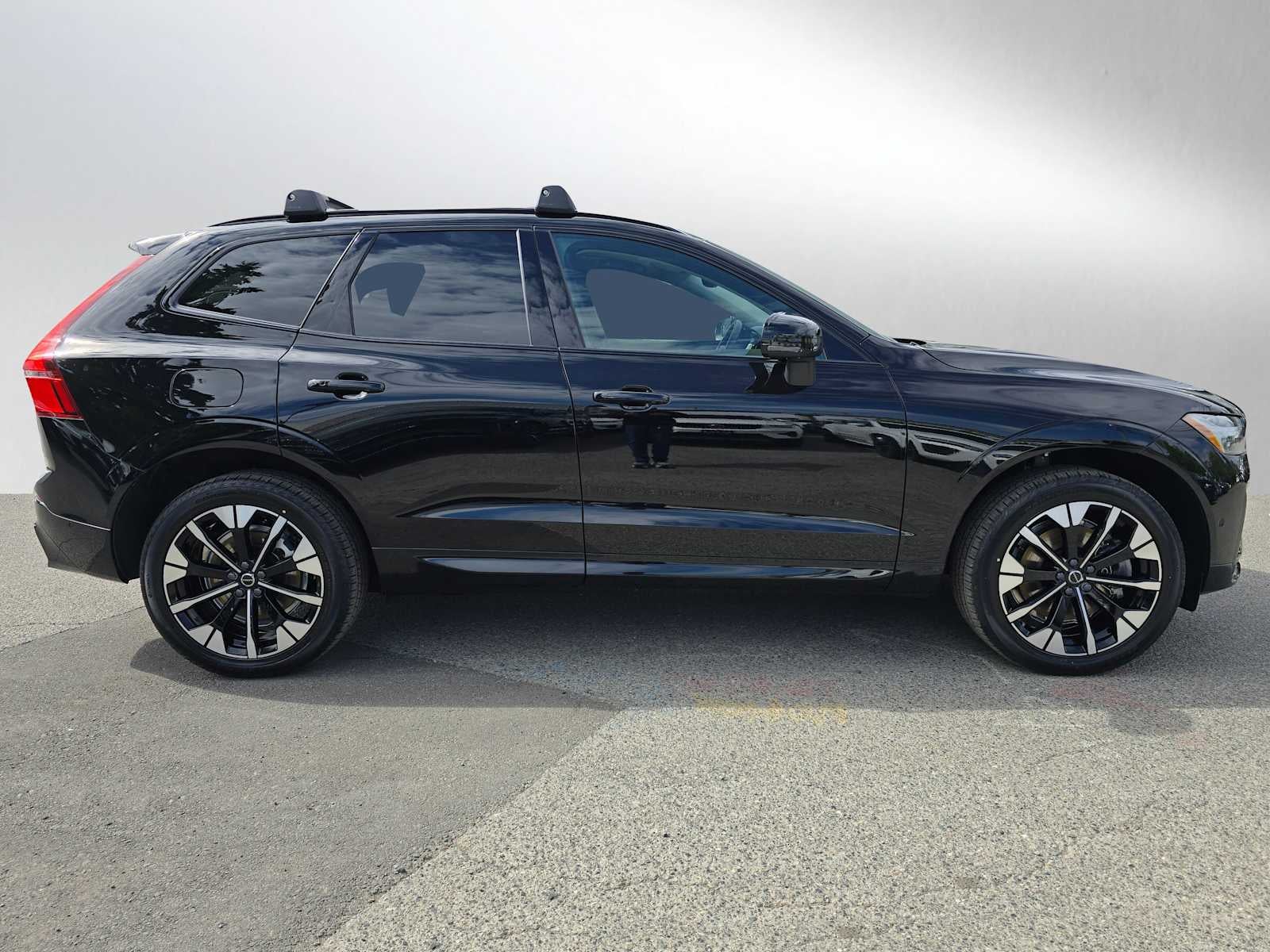 2026 Volvo XC60 Plug-In Hybrid Plus