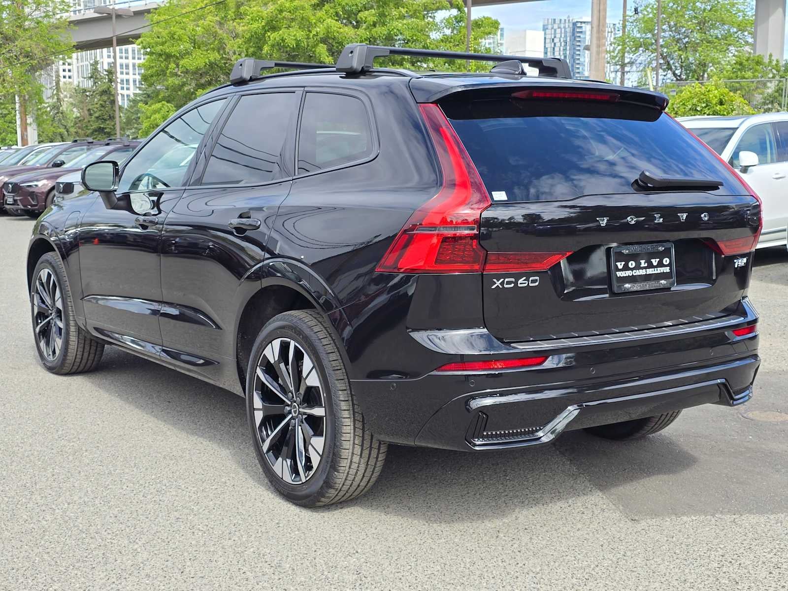 2026 Volvo XC60 Plug-In Hybrid Plus