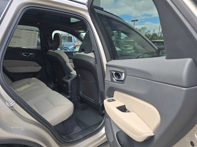 2026 Volvo XC60 Plug-In Hybrid Plus